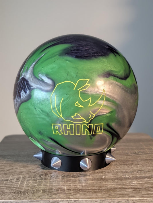 Spiked Bowling Ball Holder – main product view