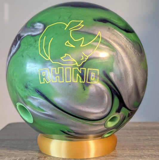 Bowling Ball Display Stand – Trophy Ring – main product view