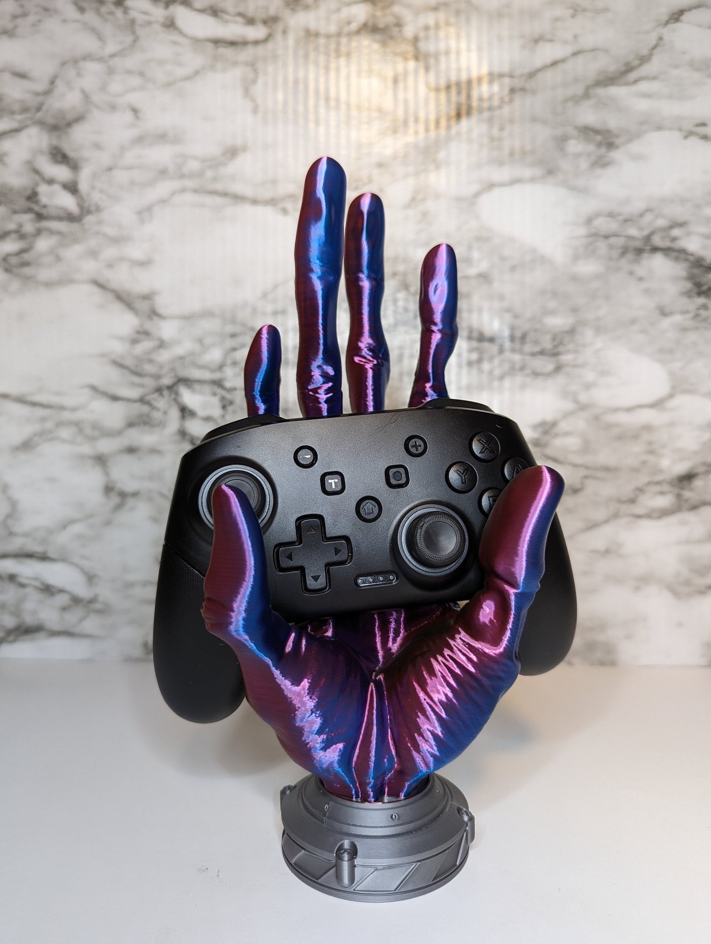 3D Printed Six-Fingered Alien Hand Controller Holder and Decoration compatible with Xbox or ps5